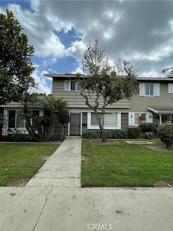 Building Photo - 9572 Cornwall Dr