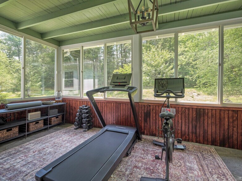 Building Photo - 3169 Spruce Cabin Rd