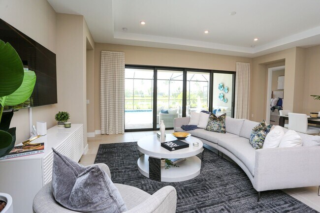 Building Photo - BRAND NEW** STUNNING POOL HOME**PROFESSIONALLY DECORATED**3 BEDS + DEN/ 3 FULL BATHS***ESPLANADE ...