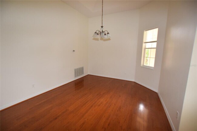 Building Photo - 2604 Lutza Way