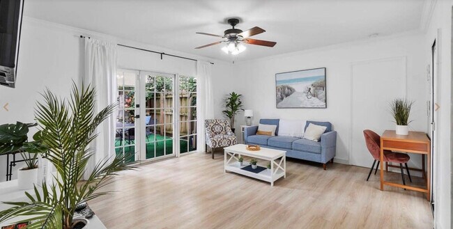 Building Photo - 1400 NE 4th Ct