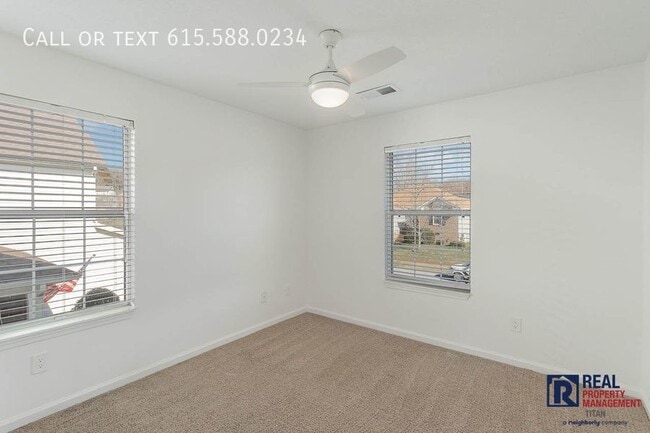 Building Photo - 505 Cloverleaf Ln