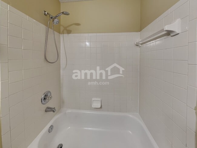 Building Photo - 392 Old Ivory Ct