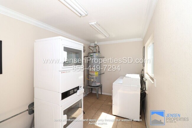 Building Photo - 6602 Beadnell Way