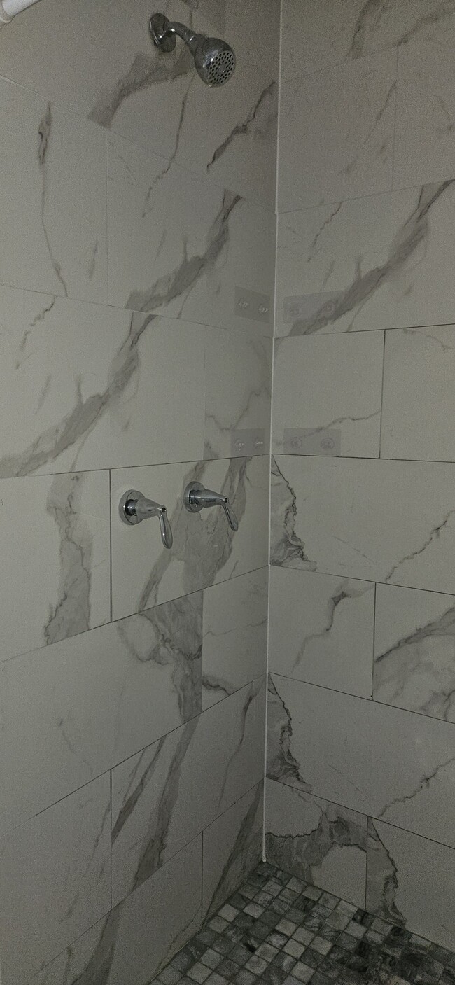 Building Photo - 2541 Holly Hill Grove Rd 1