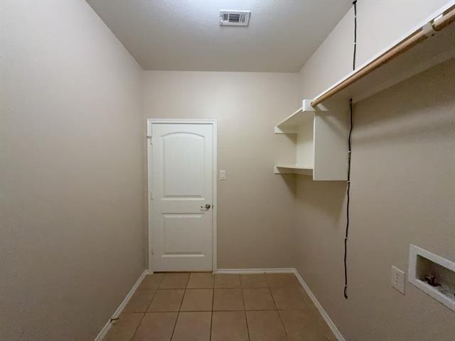 Building Photo - 2333 Cedarwood Dr