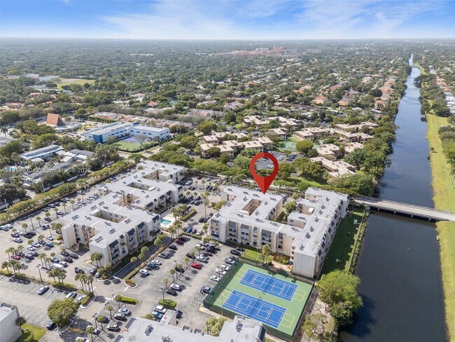 Building Photo - 7785 SW 86th St