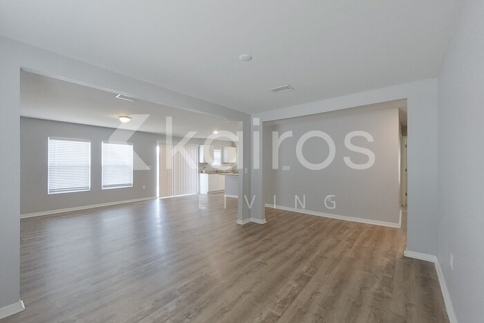 Building Photo - 2227 NW 11th Ct