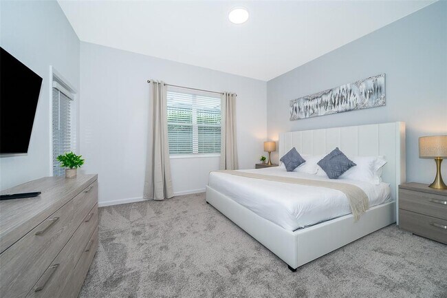 Building Photo - 8899 Cabot Cliffs Dr