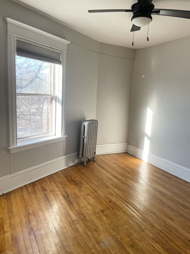 Floorplan - Raymond Flats