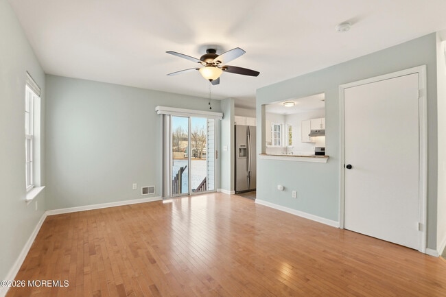 Building Photo - 6 Hummingbird Way