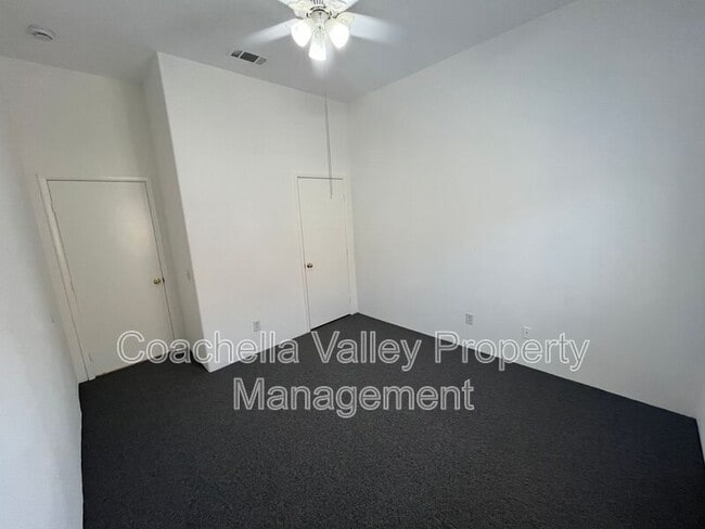 Building Photo - 53750 Avenida Alvarado