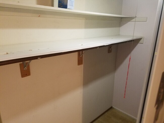 Building Photo - 471 Joost Ave