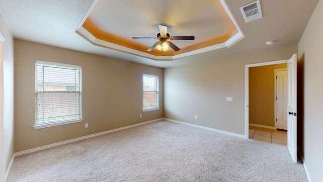 Building Photo - Unique opportunity to rent till June 30, 2...