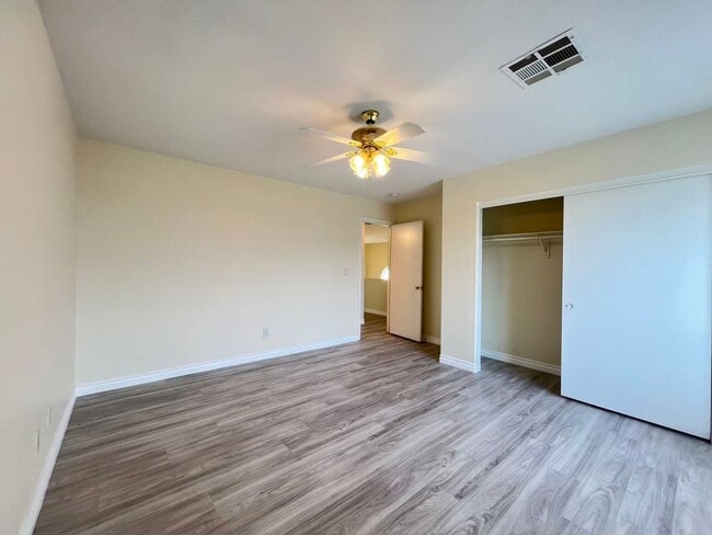 Building Photo - 8480 Garnet Peak Ct