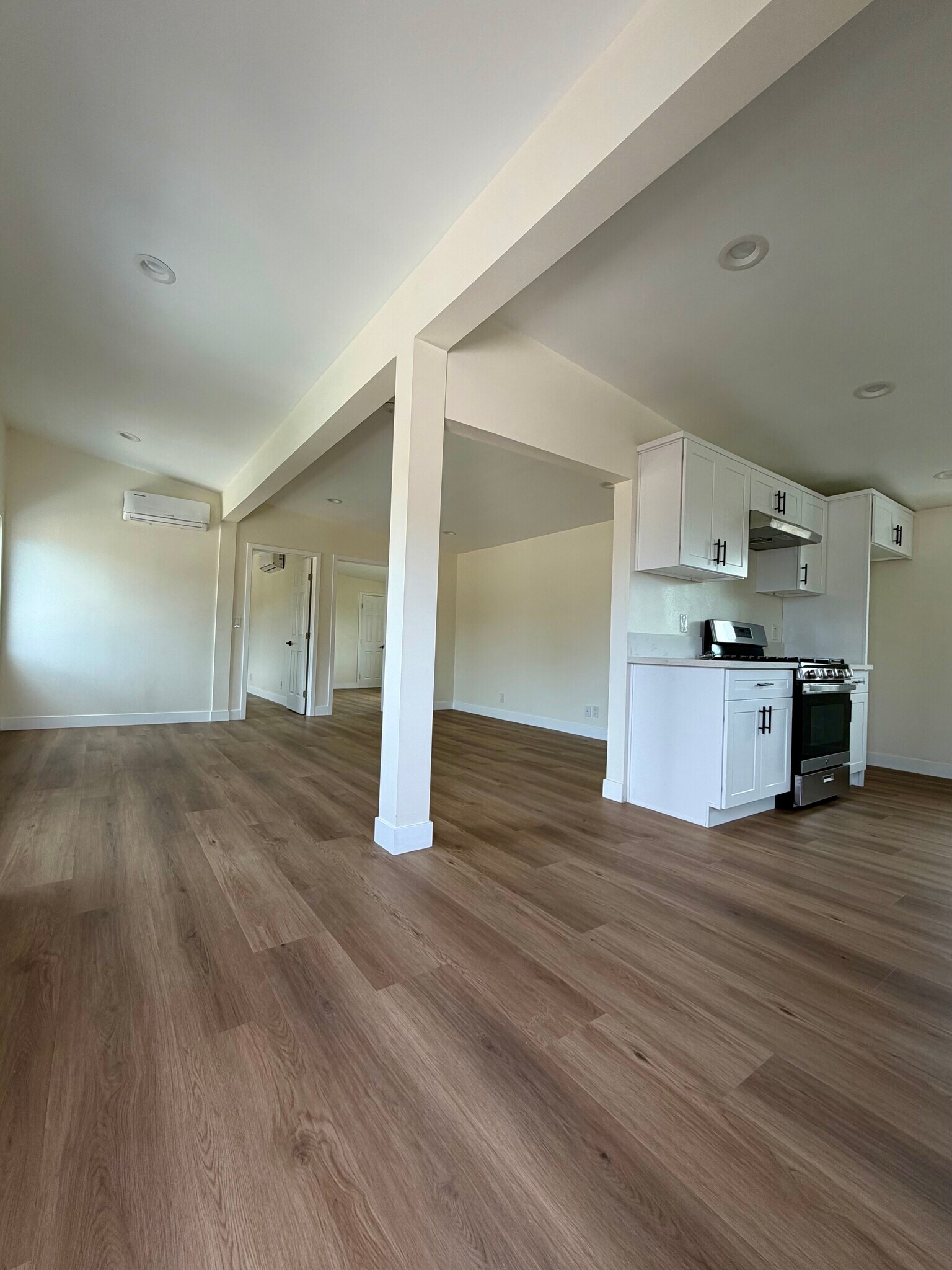 Building Photo - 8965 San Juan Ave