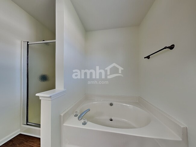 Building Photo - 10950 Harmony Glen Ct