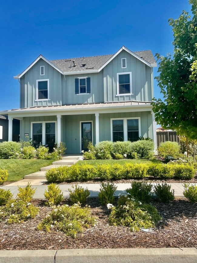 Building Photo - Wow! Custom Built Smart Home in Sutter Park - A Tim Lewis Community.