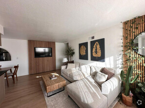 Building Photo - 72603 Edgehill Dr