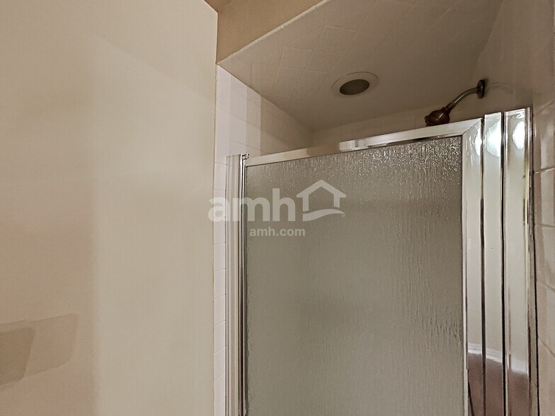 Building Photo - 4539 W 6130 S