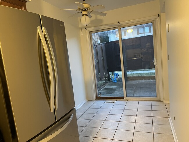 Building Photo - 9 Tower Ct