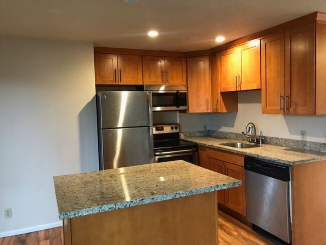 Interior Photo - Fountainside