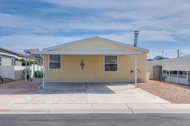 Building Photo - Charming Furnished Home in Age-Restricted ...
