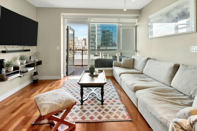 Building Photo - 325 7th Avenue