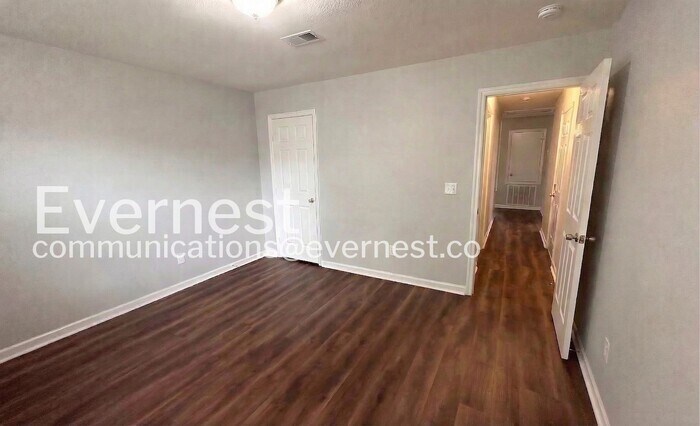 Building Photo - 124 Blackwell Ct