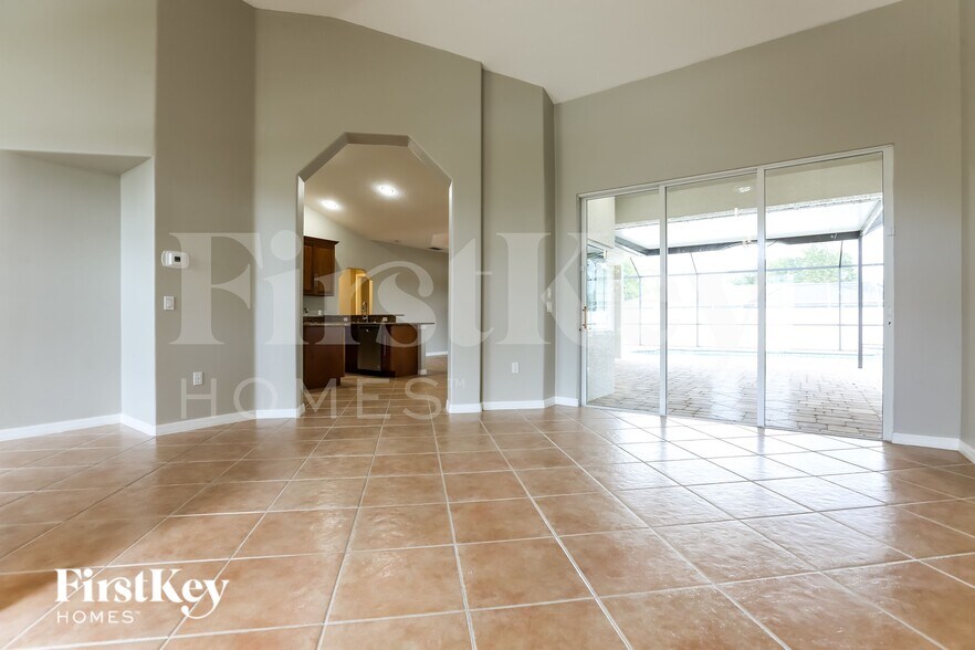 Building Photo - 7224 Sussex Ln