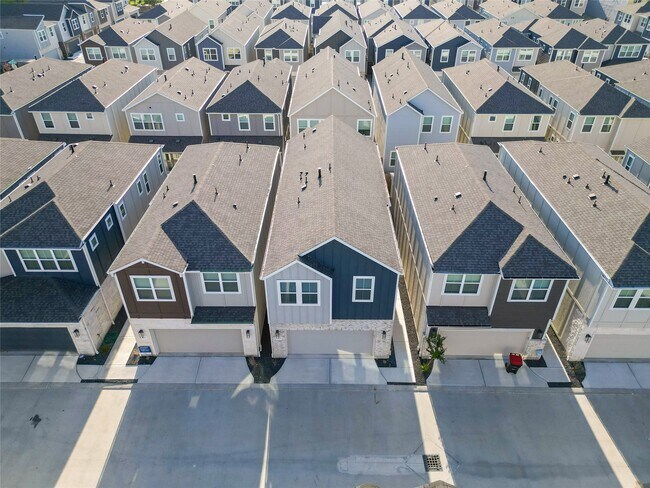 Building Photo - 1519 Beach Oak Dr