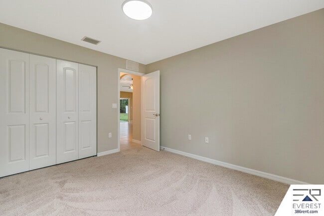 Building Photo - 53 Selma Trail