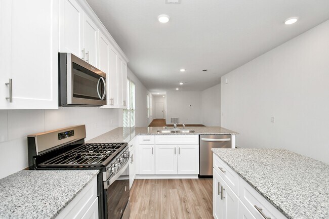 Building Photo - 16150 Elbridge Ct