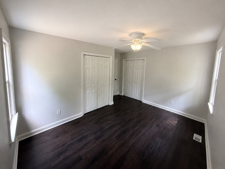 Building Photo - 1411 Stansfield Dr