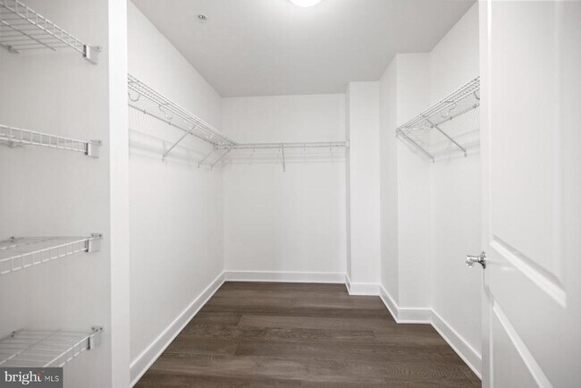 Building Photo - 2425 L St NW