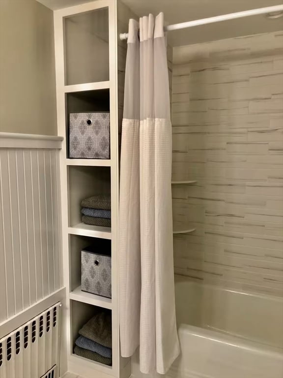 Building Photo - 40 Russell St