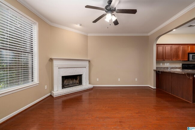 Building Photo - 2250 Ridgemont Dr