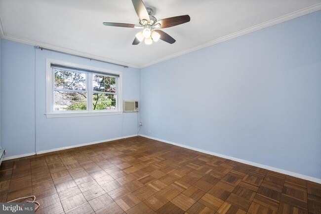 Building Photo - 1635 Ripon Pl