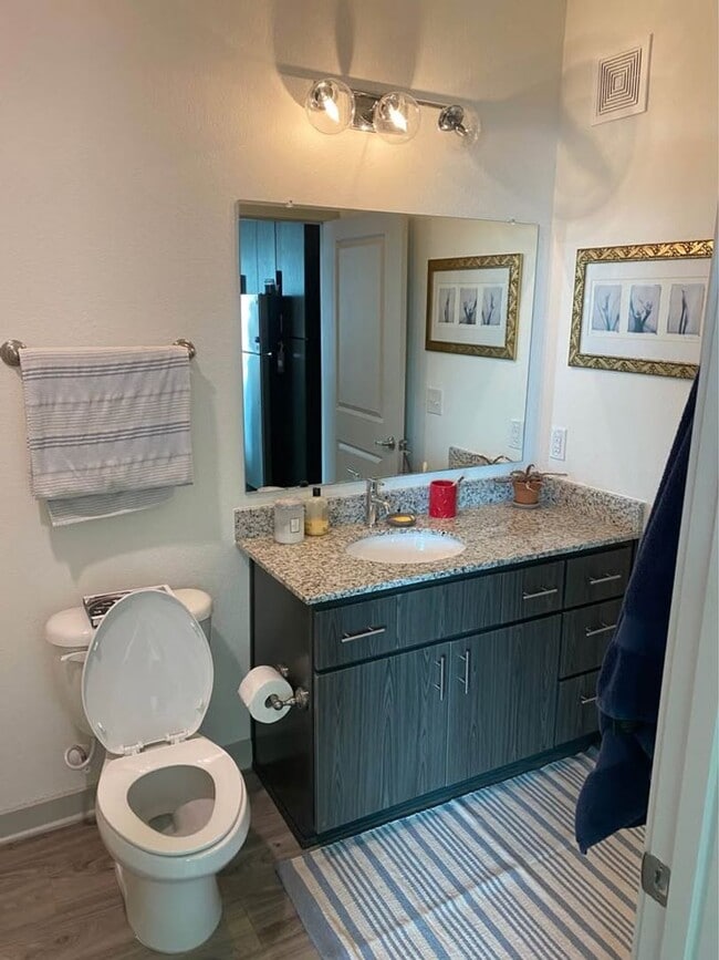 Building Photo - Two Bedroom Two Bath Apartment at Foundry Point in Downtown Charleston