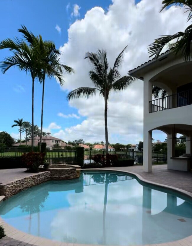 Building Photo - 9407 Bridgebrook Dr