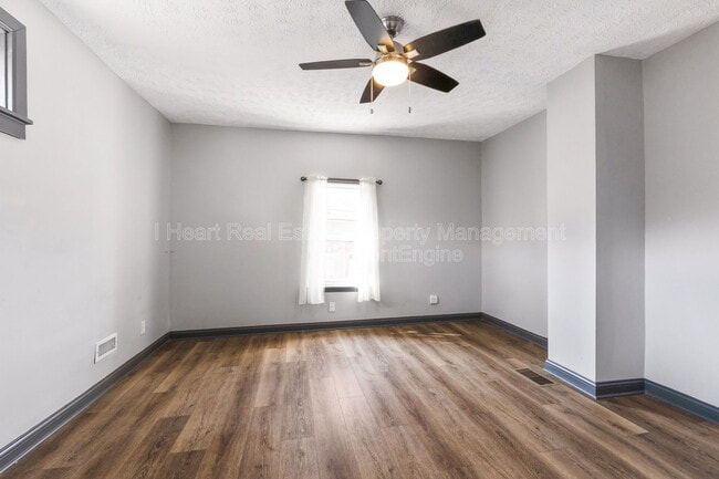 Building Photo - 957 Harrison Ave