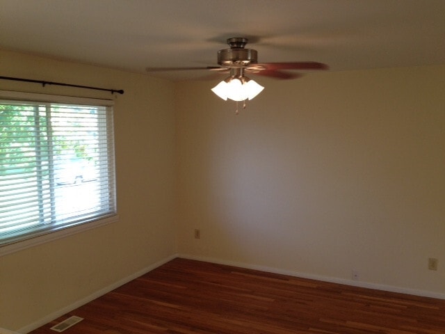 Building Photo - 7058 Manderlay Dr