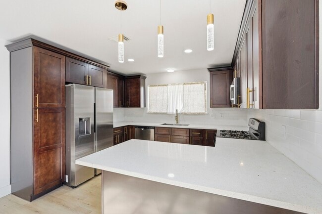 Building Photo - 11011 Almond Grove