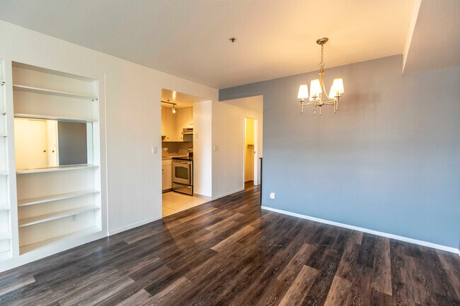 Building Photo - 601 Van Ness Ave