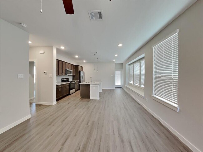 Building Photo - 2350 Bailey Flds Ln