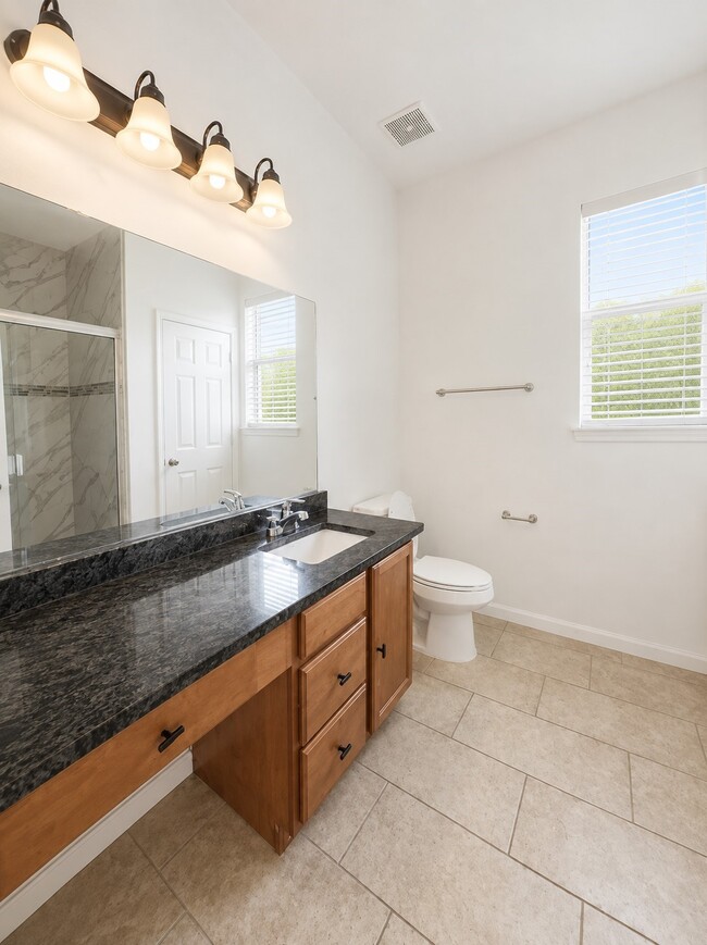 Building Photo - 18611 White Ash Ln