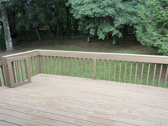 Building Photo - 5045 Bayberry Ct