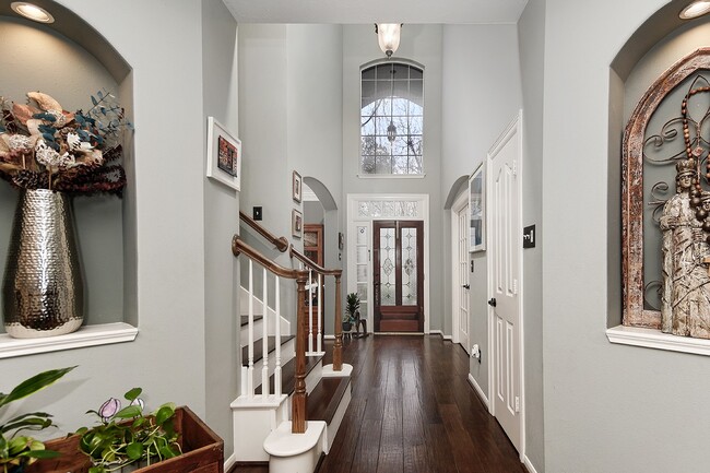 Building Photo - 31 Bluff Creek Pl