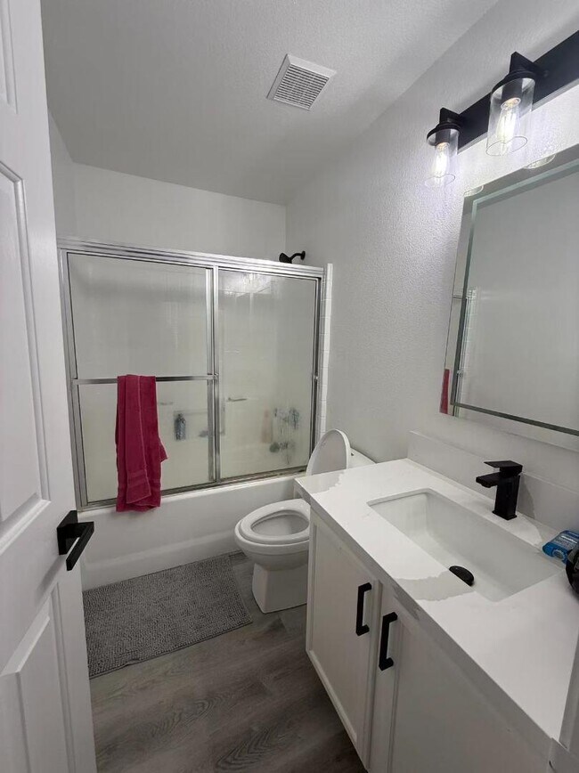 Building Photo - 1031 Monte De Oro Ave