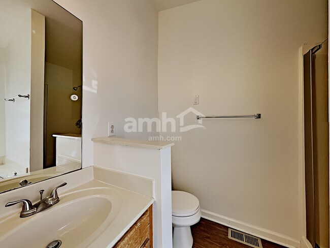 Building Photo - 2498 Port Kembla Dr